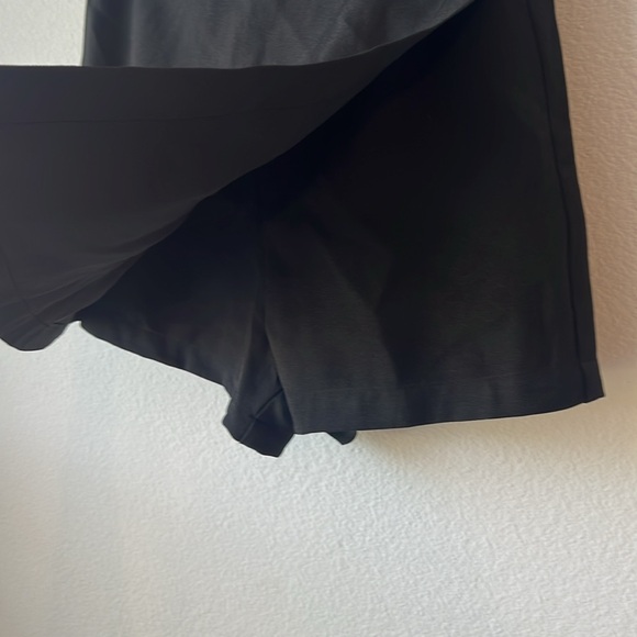 Black Skort - Juniors L - Picture 2 of 6
